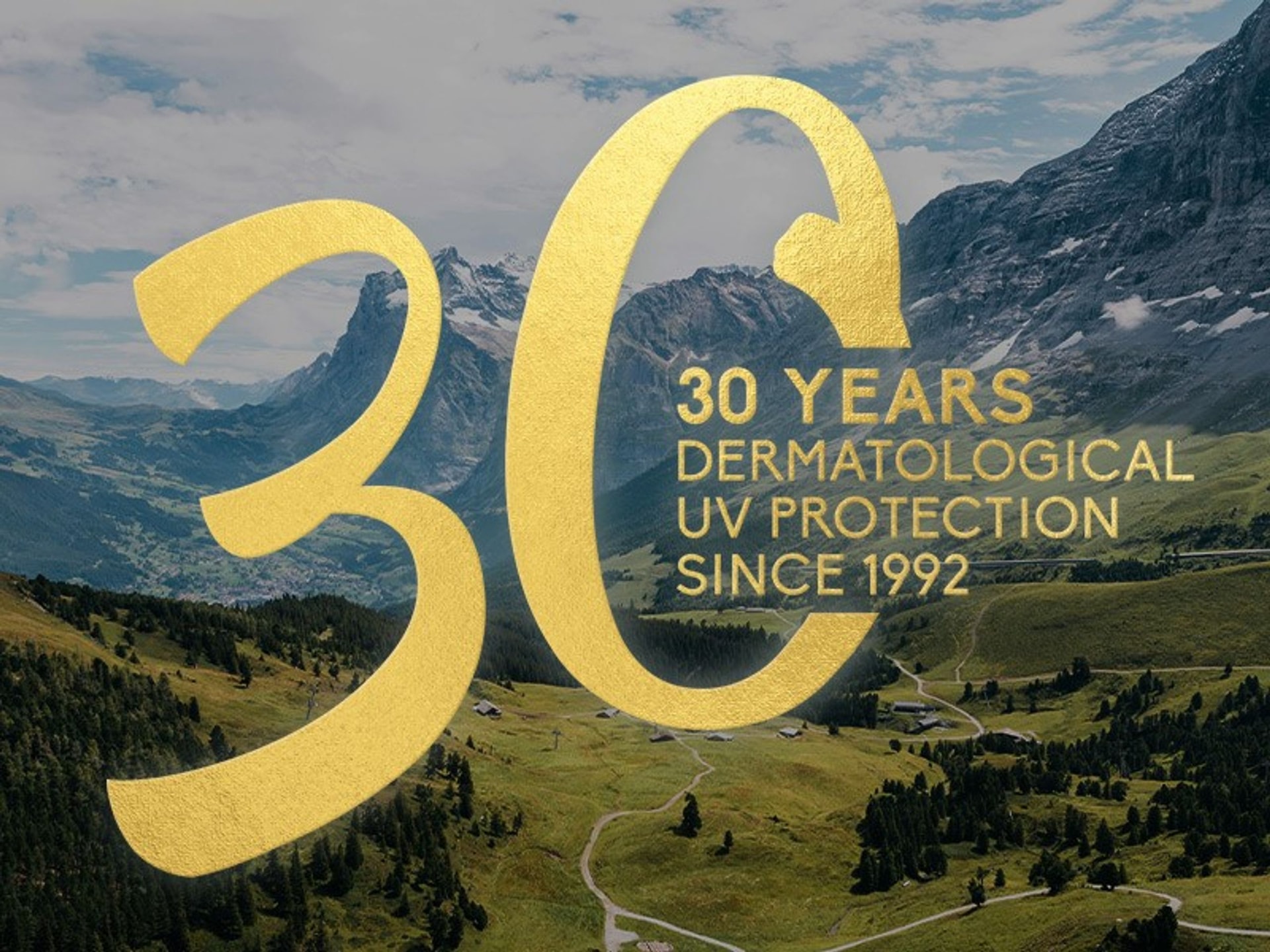 30years gold 800x600